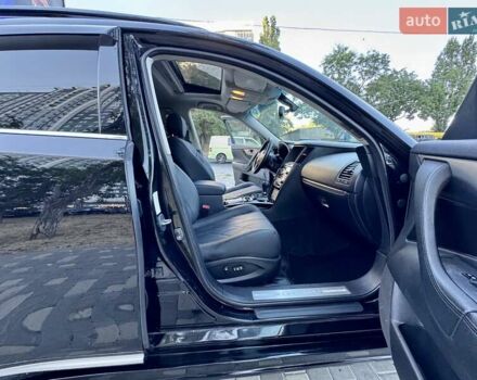 Черный Инфинити FX 35, объемом двигателя 3.5 л и пробегом 221 тыс. км за 11999 $, фото 48 на Automoto.ua