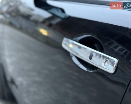 Чорний Інфініті FX 35, об'ємом двигуна 3.5 л та пробігом 177 тис. км за 8100 $, фото 15 на Automoto.ua