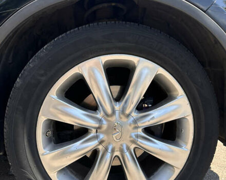 Черный Инфинити FX 35, объемом двигателя 3.5 л и пробегом 334 тыс. км за 9000 $, фото 8 на Automoto.ua