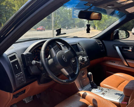 Черный Инфинити FX 35, объемом двигателя 3.5 л и пробегом 334 тыс. км за 9000 $, фото 10 на Automoto.ua