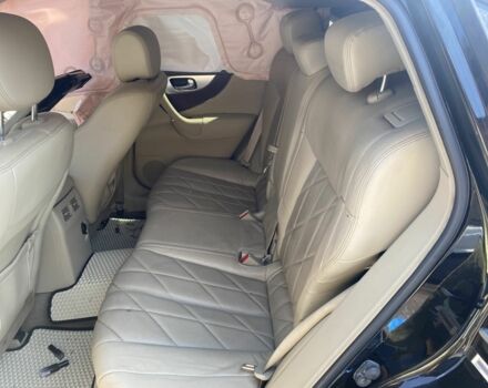 Черный Инфинити FX 35, объемом двигателя 0 л и пробегом 155 тыс. км за 2500 $, фото 8 на Automoto.ua