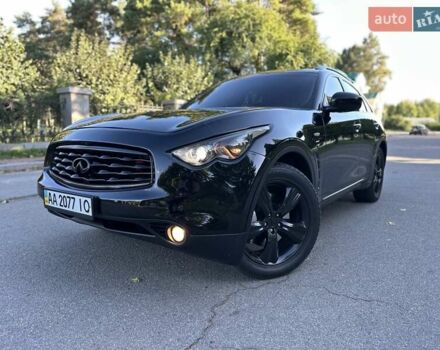 Черный Инфинити FX 35, объемом двигателя 0 л и пробегом 222 тыс. км за 11200 $, фото 14 на Automoto.ua