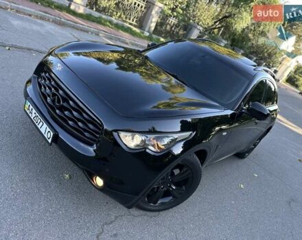Черный Инфинити FX 35, объемом двигателя 0 л и пробегом 222 тыс. км за 11200 $, фото 16 на Automoto.ua