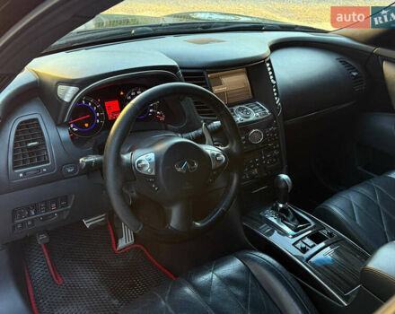 Черный Инфинити FX 35, объемом двигателя 3.5 л и пробегом 171 тыс. км за 10300 $, фото 6 на Automoto.ua