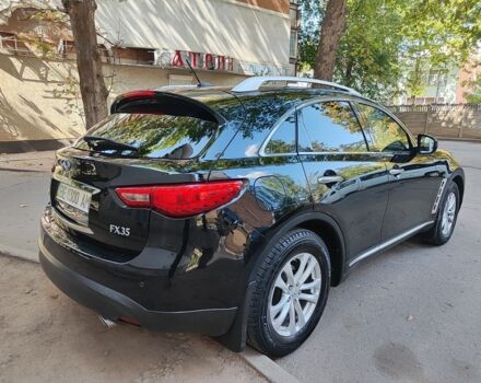 Черный Инфинити FX 35, объемом двигателя 3.5 л и пробегом 660 тыс. км за 12500 $, фото 5 на Automoto.ua