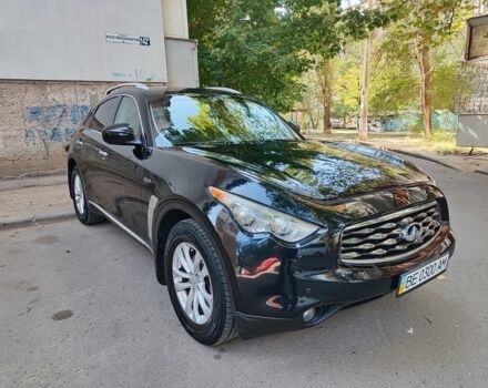 Черный Инфинити FX 35, объемом двигателя 3.5 л и пробегом 660 тыс. км за 12500 $, фото 4 на Automoto.ua