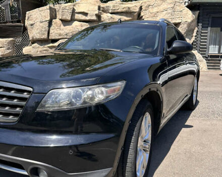 Черный Инфинити FX 35, объемом двигателя 3.5 л и пробегом 334 тыс. км за 9000 $, фото 3 на Automoto.ua