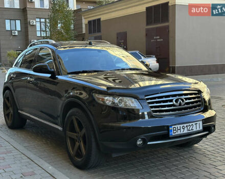 Черный Инфинити FX 35, объемом двигателя 3.5 л и пробегом 253 тыс. км за 8700 $, фото 4 на Automoto.ua
