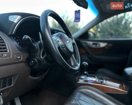 Черный Инфинити FX 35, объемом двигателя 0 л и пробегом 222 тыс. км за 11200 $, фото 42 на Automoto.ua