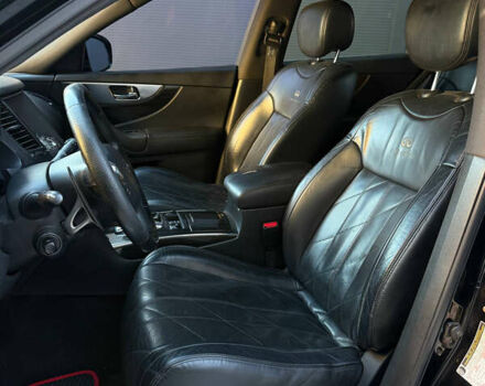 Черный Инфинити FX 35, объемом двигателя 3.5 л и пробегом 171 тыс. км за 10300 $, фото 5 на Automoto.ua