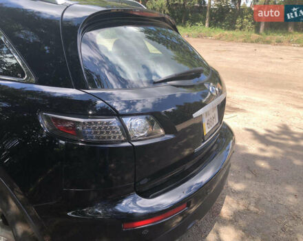 Черный Инфинити FX 35, объемом двигателя 3.5 л и пробегом 270 тыс. км за 9900 $, фото 8 на Automoto.ua