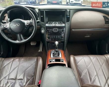 Черный Инфинити FX 35, объемом двигателя 3.5 л и пробегом 232 тыс. км за 12000 $, фото 20 на Automoto.ua