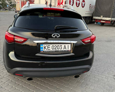 Черный Инфинити FX 35, объемом двигателя 3.5 л и пробегом 196 тыс. км за 13500 $, фото 11 на Automoto.ua