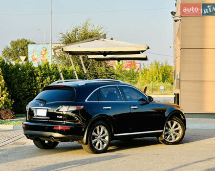 Черный Инфинити FX 35, объемом двигателя 3.5 л и пробегом 139 тыс. км за 9600 $, фото 3 на Automoto.ua