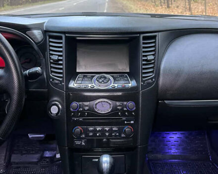 Черный Инфинити FX 35, объемом двигателя 3.5 л и пробегом 270 тыс. км за 14900 $, фото 14 на Automoto.ua