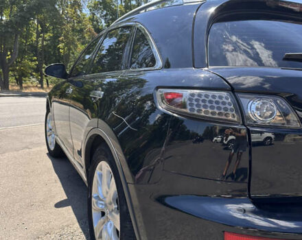 Черный Инфинити FX 35, объемом двигателя 3.5 л и пробегом 334 тыс. км за 9000 $, фото 6 на Automoto.ua