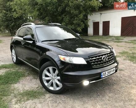 Черный Инфинити FX 35, объемом двигателя 3.5 л и пробегом 201 тыс. км за 11850 $, фото 20 на Automoto.ua