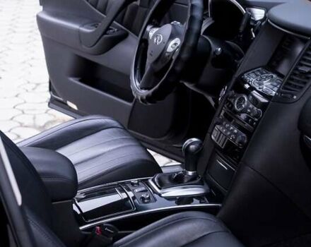 Черный Инфинити FX 35, объемом двигателя 3.5 л и пробегом 256 тыс. км за 13900 $, фото 19 на Automoto.ua