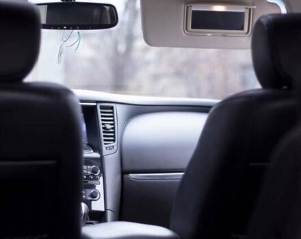 Черный Инфинити FX 35, объемом двигателя 3.5 л и пробегом 256 тыс. км за 13900 $, фото 34 на Automoto.ua