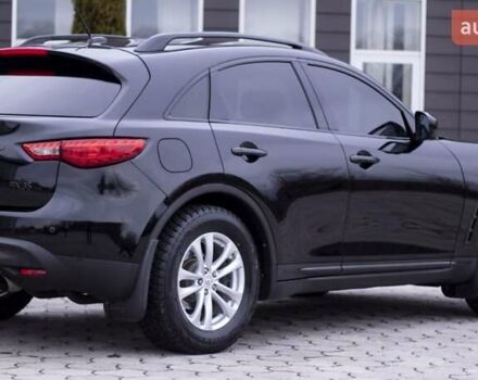 Черный Инфинити FX 35, объемом двигателя 3.5 л и пробегом 256 тыс. км за 13900 $, фото 11 на Automoto.ua