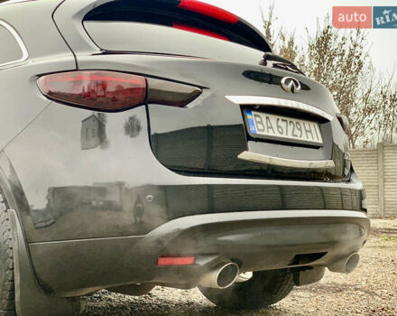 Черный Инфинити FX 35, объемом двигателя 3.5 л и пробегом 224 тыс. км за 13850 $, фото 15 на Automoto.ua