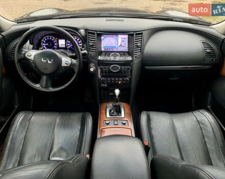 Черный Инфинити FX 35, объемом двигателя 3.5 л и пробегом 224 тыс. км за 13850 $, фото 29 на Automoto.ua