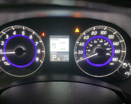 Черный Инфинити FX 35, объемом двигателя 3.5 л и пробегом 182 тыс. км за 15000 $, фото 16 на Automoto.ua