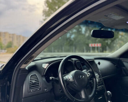 Черный Инфинити FX 35, объемом двигателя 3.5 л и пробегом 133 тыс. км за 16333 $, фото 20 на Automoto.ua