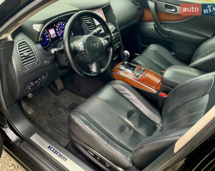 Черный Инфинити FX 35, объемом двигателя 3.5 л и пробегом 224 тыс. км за 13850 $, фото 20 на Automoto.ua