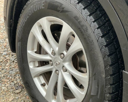 Черный Инфинити FX 35, объемом двигателя 3.5 л и пробегом 224 тыс. км за 13850 $, фото 18 на Automoto.ua