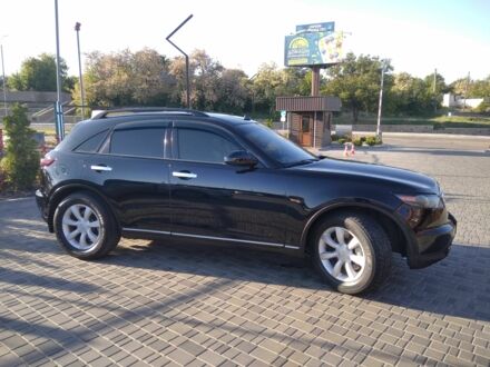 Черный Инфинити FX 35, объемом двигателя 3.5 л и пробегом 320 тыс. км за 8500 $, фото 1 на Automoto.ua