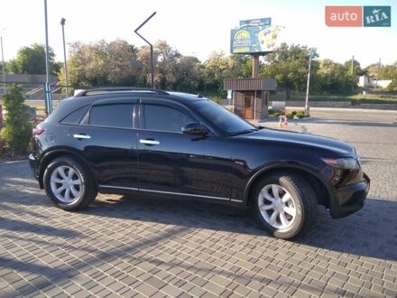 Черный Инфинити FX 35, объемом двигателя 3.5 л и пробегом 290 тыс. км за 8400 $, фото 1 на Automoto.ua