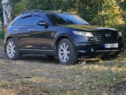 Чорний Інфініті FX 35, об'ємом двигуна 3.5 л та пробігом 236 тис. км за 8000 $, фото 1 на Automoto.ua