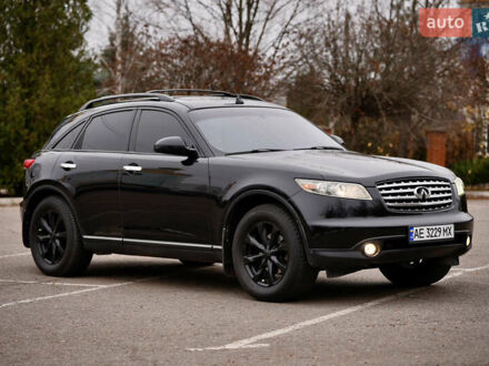 Черный Инфинити FX 35, объемом двигателя 3.5 л и пробегом 320 тыс. км за 8600 $, фото 1 на Automoto.ua
