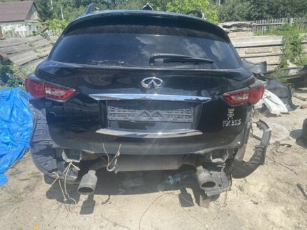 Черный Инфинити FX 35, объемом двигателя 0 л и пробегом 155 тыс. км за 2500 $, фото 1 на Automoto.ua