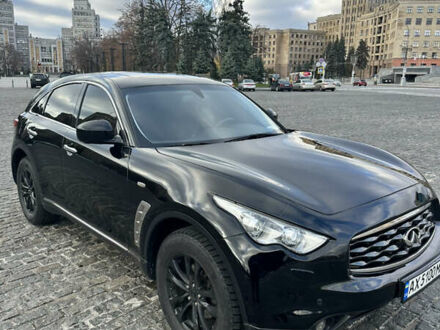 Інфініті FX 35 2008 у Великом Бурлуке на Automoto.ua Чорний Інфініті FX 35, об'ємом двигуна 3.5 л та пробігом 248 тис. км за 13000 $, фото 1 на Automoto.ua