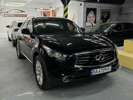 Черный Инфинити FX 35, объемом двигателя 3.5 л и пробегом 229 тыс. км за 14900 $, фото 1 на Automoto.ua
