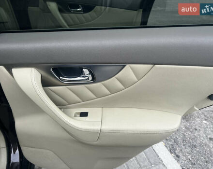 Коричневый Инфинити FX 35, объемом двигателя 3.5 л и пробегом 200 тыс. км за 17900 $, фото 16 на Automoto.ua