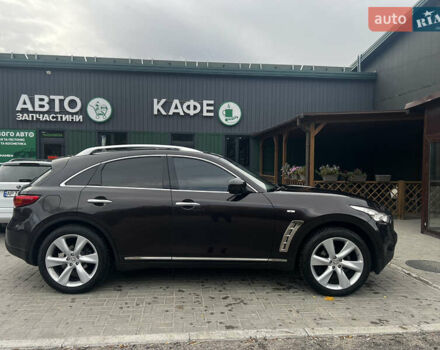 Коричневый Инфинити FX 35, объемом двигателя 3.5 л и пробегом 200 тыс. км за 17900 $, фото 2 на Automoto.ua