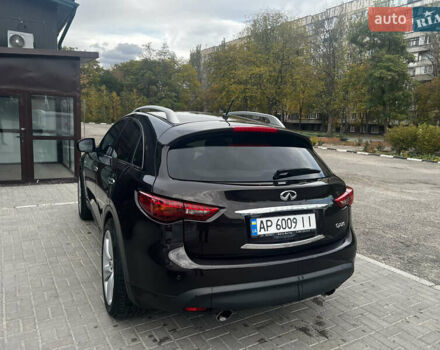 Коричневый Инфинити FX 35, объемом двигателя 3.5 л и пробегом 200 тыс. км за 17900 $, фото 7 на Automoto.ua