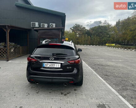 Коричневый Инфинити FX 35, объемом двигателя 3.5 л и пробегом 200 тыс. км за 17900 $, фото 4 на Automoto.ua