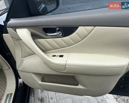 Коричневый Инфинити FX 35, объемом двигателя 3.5 л и пробегом 200 тыс. км за 17900 $, фото 17 на Automoto.ua