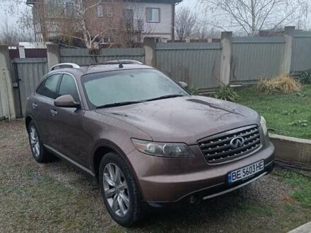 Коричневый Инфинити FX 35, объемом двигателя 3.5 л и пробегом 182 тыс. км за 10000 $, фото 1 на Automoto.ua