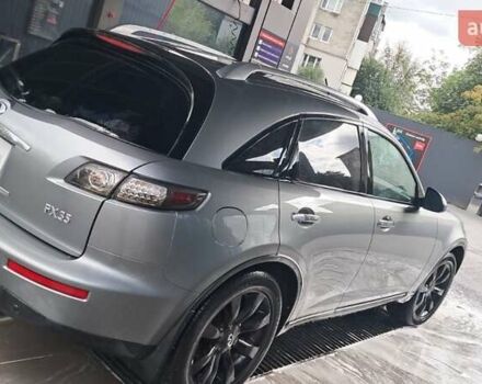 Инфинити FX 35, объемом двигателя 3.5 л и пробегом 171 тыс. км за 5000 $, фото 3 на Automoto.ua