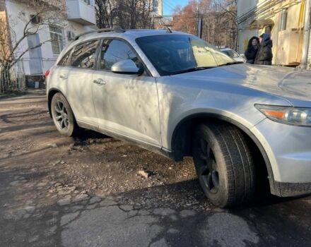 Серый Инфинити FX 35, объемом двигателя 3.5 л и пробегом 285 тыс. км за 5500 $, фото 2 на Automoto.ua