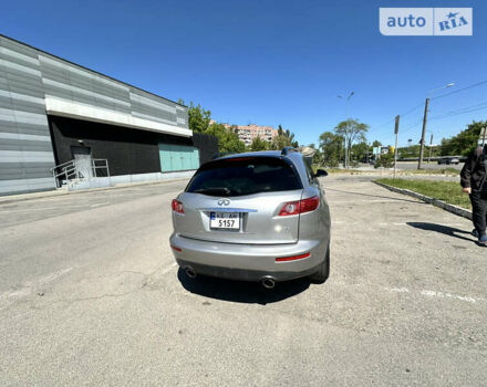 Сірий Інфініті FX 35, об'ємом двигуна 3.5 л та пробігом 282 тис. км за 6000 $, фото 8 на Automoto.ua