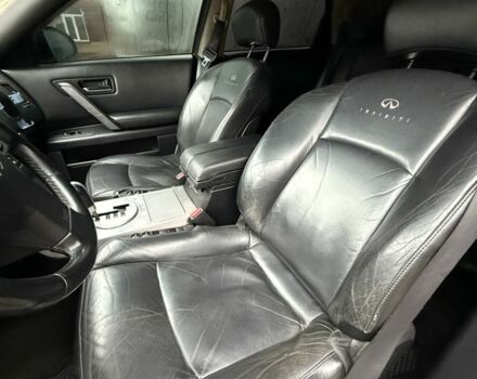 Сірий Інфініті FX 35, об'ємом двигуна 3.5 л та пробігом 179 тис. км за 6700 $, фото 5 на Automoto.ua