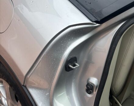 Сірий Інфініті FX 35, об'ємом двигуна 3.5 л та пробігом 141 тис. км за 8200 $, фото 5 на Automoto.ua