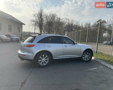Серый Инфинити FX 35, объемом двигателя 3.5 л и пробегом 179 тыс. км за 9300 $, фото 4 на Automoto.ua