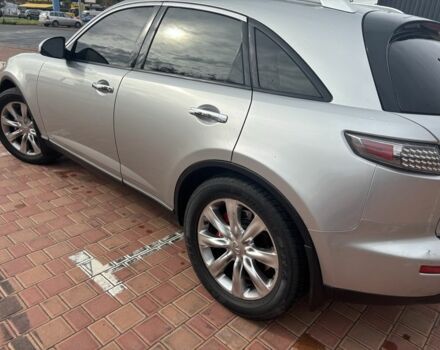 Сірий Інфініті FX 35, об'ємом двигуна 3.5 л та пробігом 141 тис. км за 8200 $, фото 9 на Automoto.ua